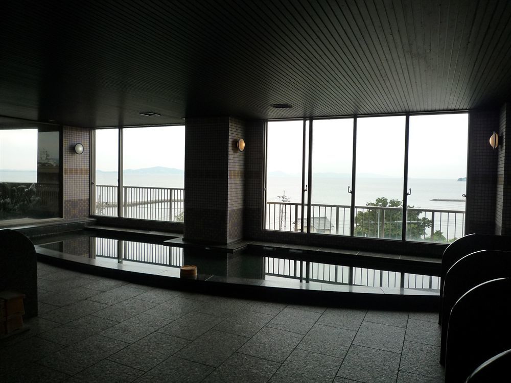 Kaiyoukaku Gamagori Buitenkant foto